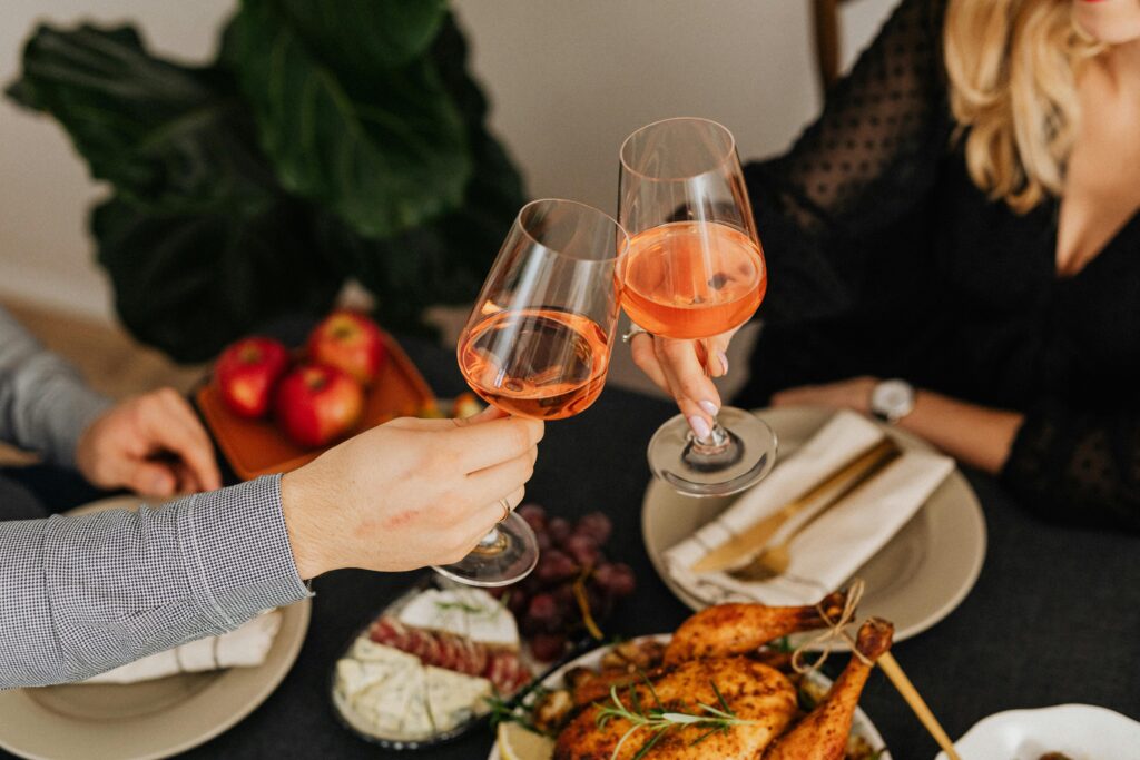 Wine and Apples: A Perfect Pairing for Early Fall