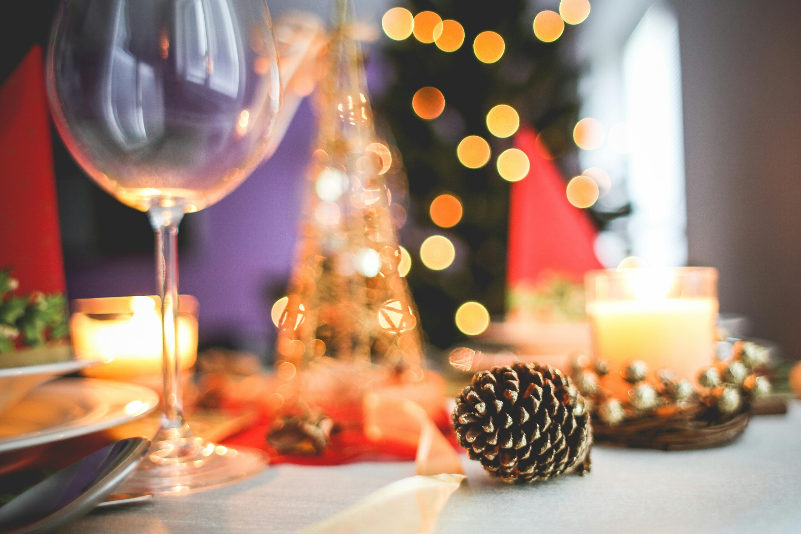 Holiday Wine Pairings: What to Serve With Your Favorite Seasonal Foods